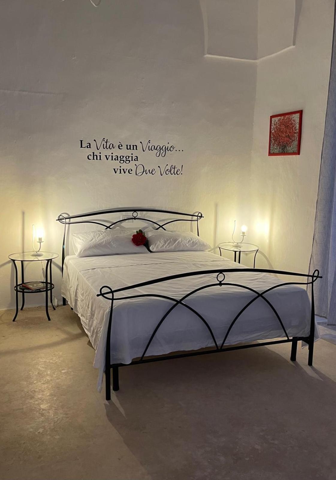 Cortile Carducci Hotell Racale Eksteriør bilde