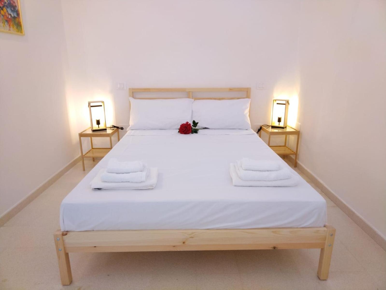 Cortile Carducci Hotell Racale Eksteriør bilde